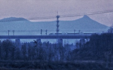 ABD20954-5B7F-4D8D-805C-83FEF74B4B4E/L0/001