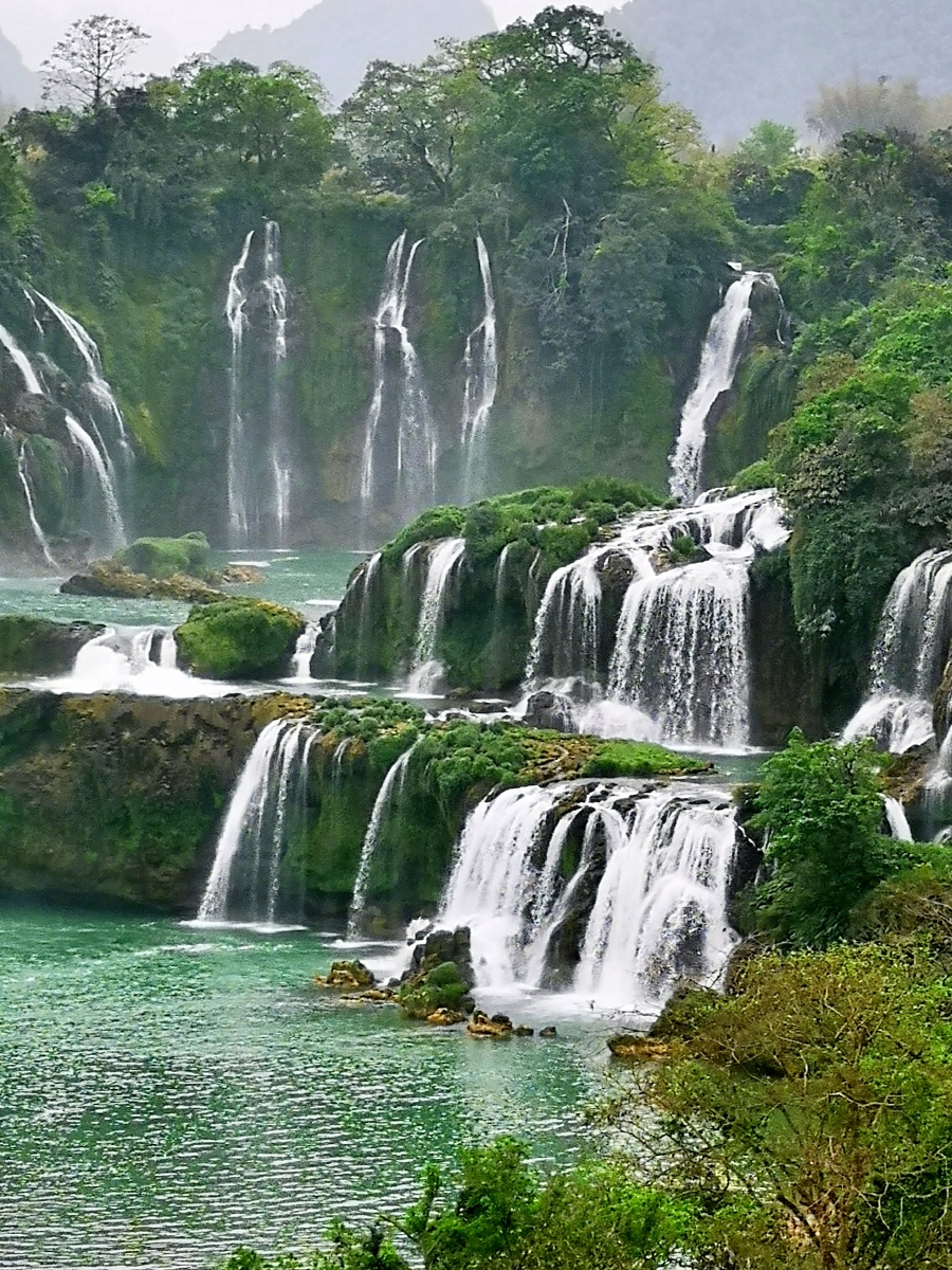 德天瀑布亚洲第一两国一瀑磅礴壮观