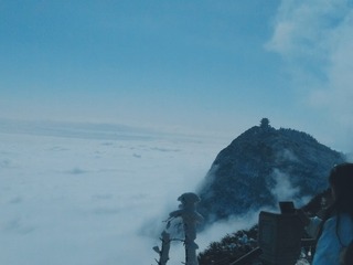 1609638