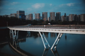 89F291EF-C960-437A-9C67-F2A1114582A4/L0/001