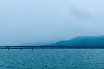 1000052906