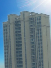 183085