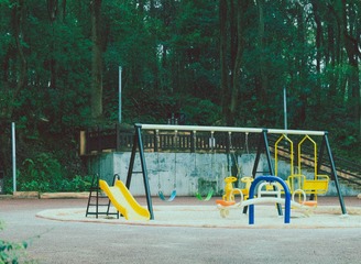 185357