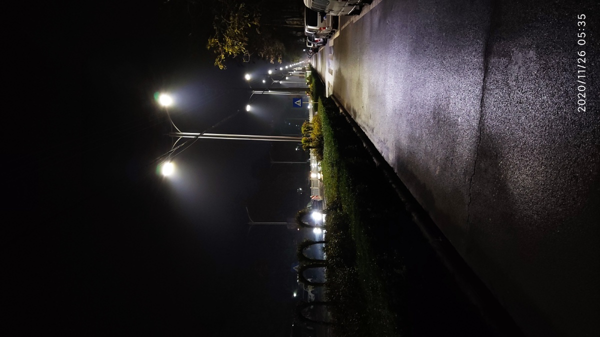 凌晨平顶山和顺路