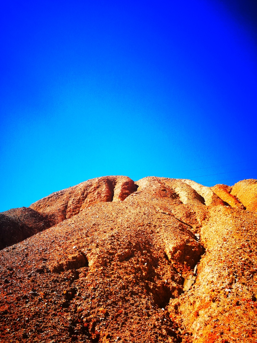 上班时无聊拍个小土坡