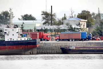 47363