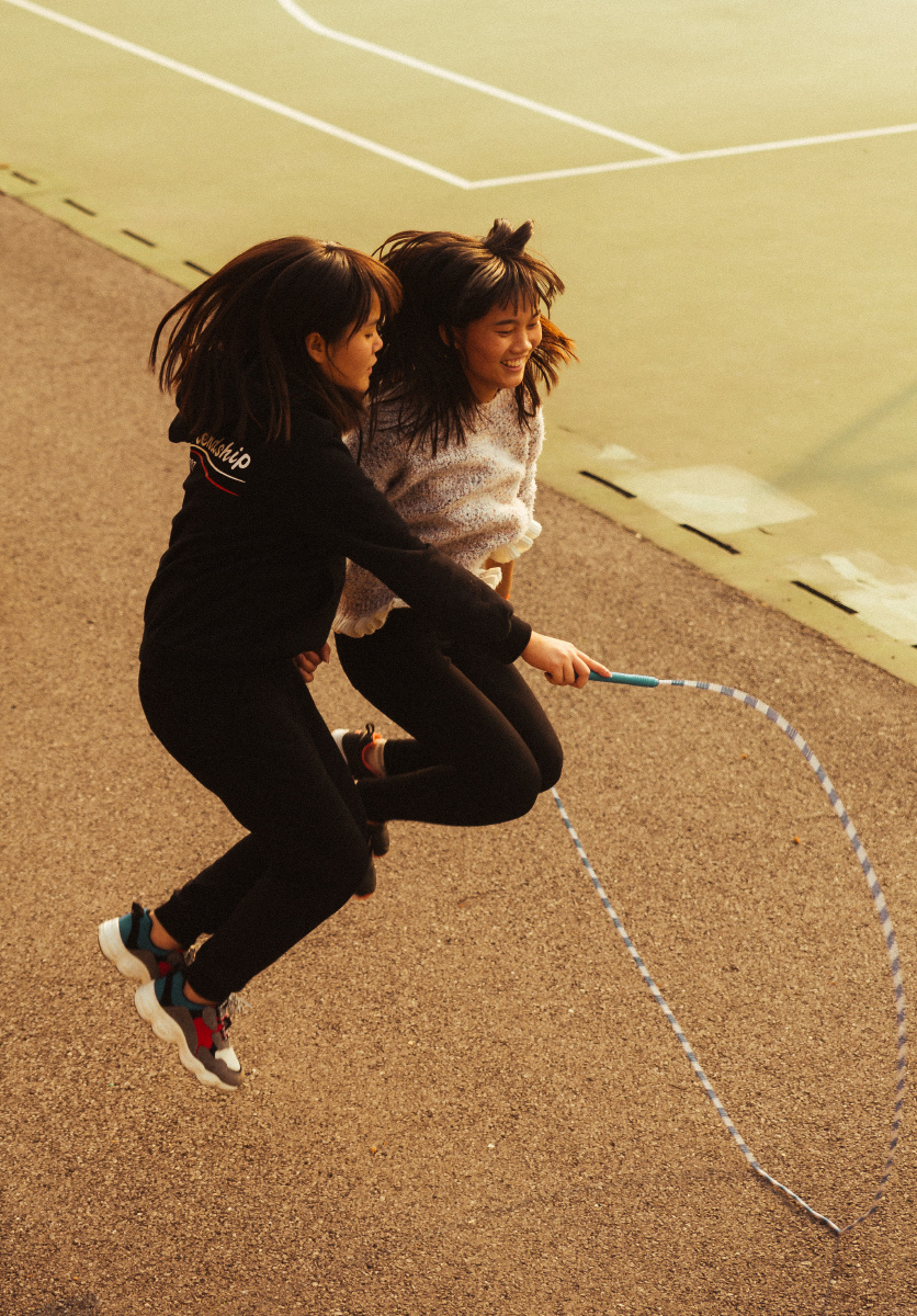 快乐的双人跳绳