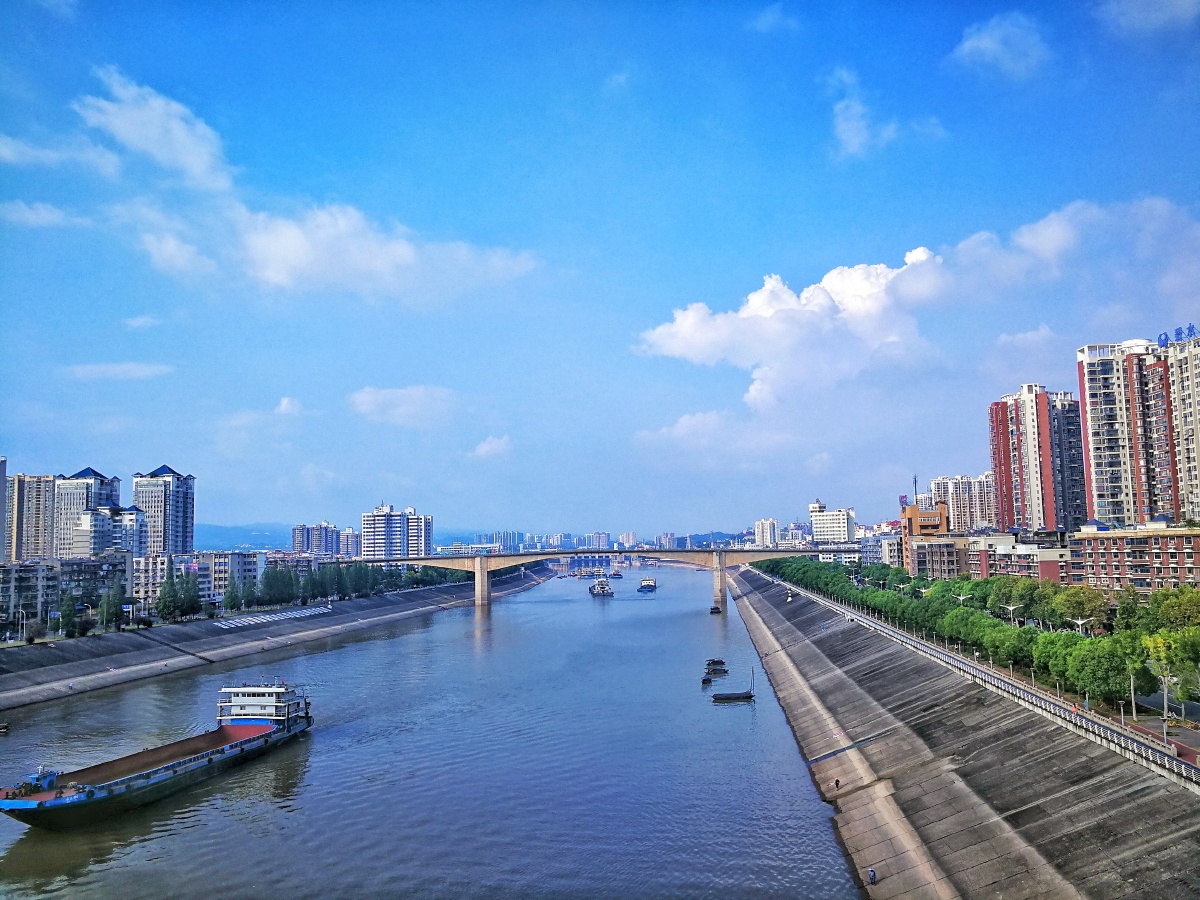 湖北宜昌葛洲坝