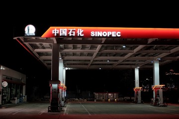 27936