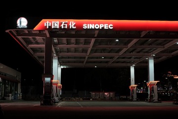 27939