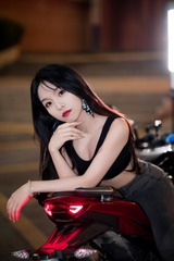 01E00853-F4AC-4D76-9A33-80053B740CD4/L0/001