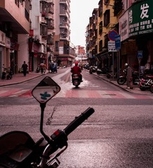 106D7105-0232-48D0-A915-D2DB48F8FFCF/L0/001