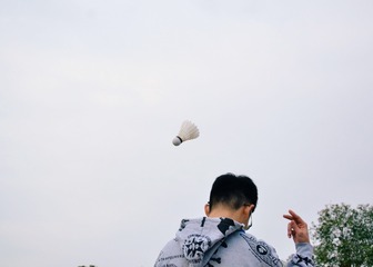 001