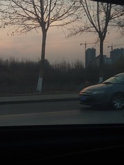 1371627