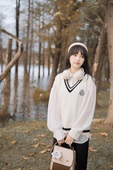 001