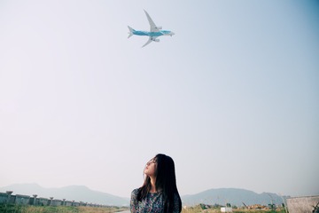 隔空