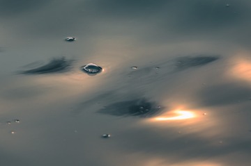 894341