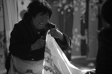卖布老妪