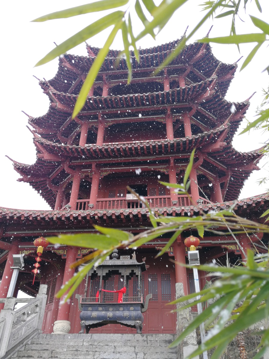 雪漫楼阁,春住心间