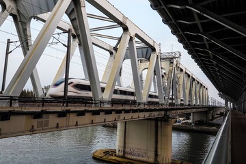 540D852D-D5A1-473F-B0E5-49BD5B9730CA/L0/001