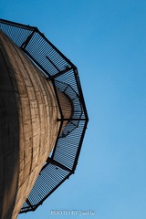 60823