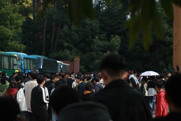 149017