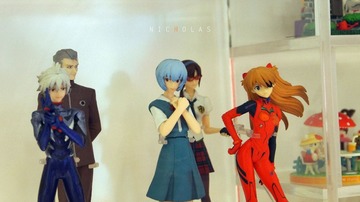 EVA.jpg