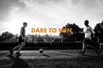 Play DARE TO WIN-bwW