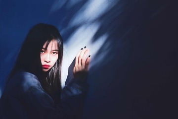 001