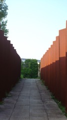 1000105647