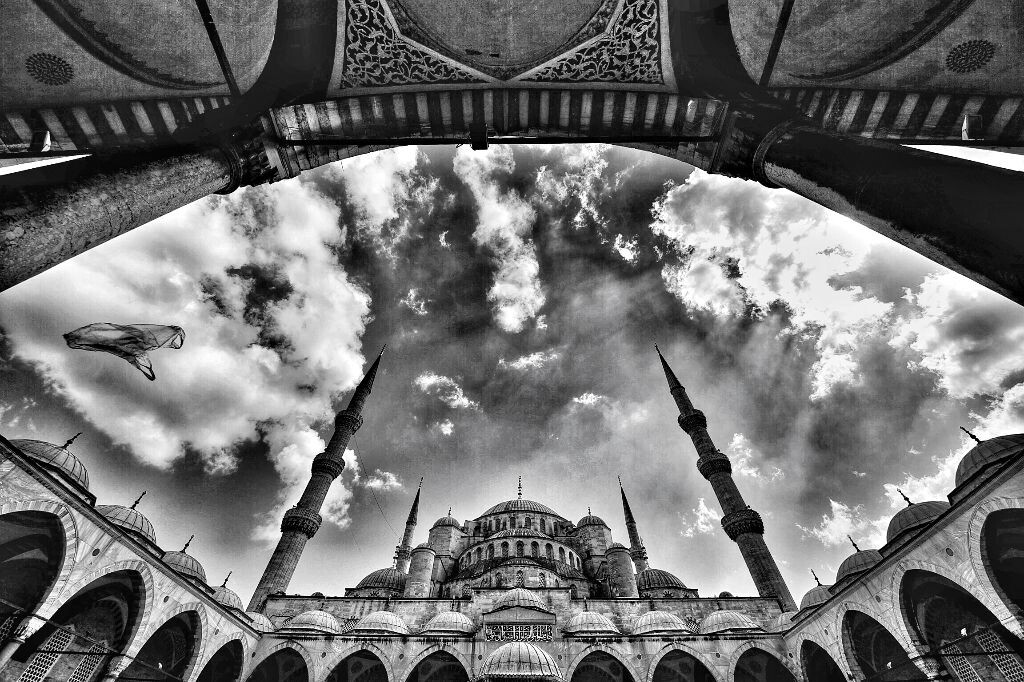 the balance in blue mosque has been maintained for hundreds of years but suddenly a small plastic bag breaks it all.