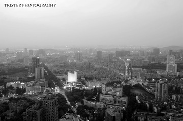 IMGP0043_010s_F160_00100_021_DA18-55WR_K-5_副本黑白.jpg