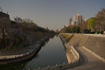 9F784439-BB99-4F4E-B443-6B6E5A235FA3/L0/001
