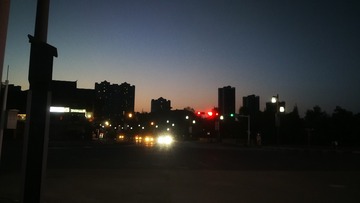 1540272