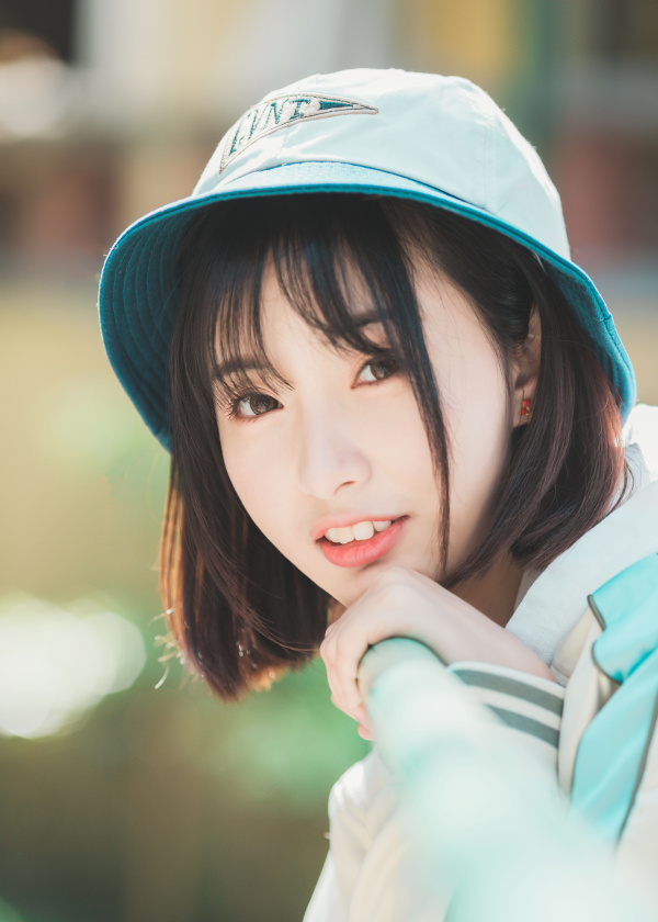 12040484.jpg