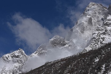 4730EF0A-0E3D-455E-BA69-8490652661D9/L0/001