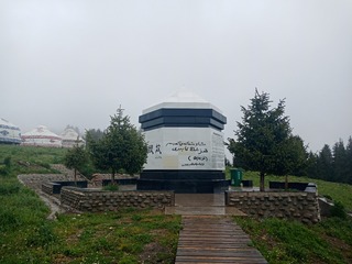 598246