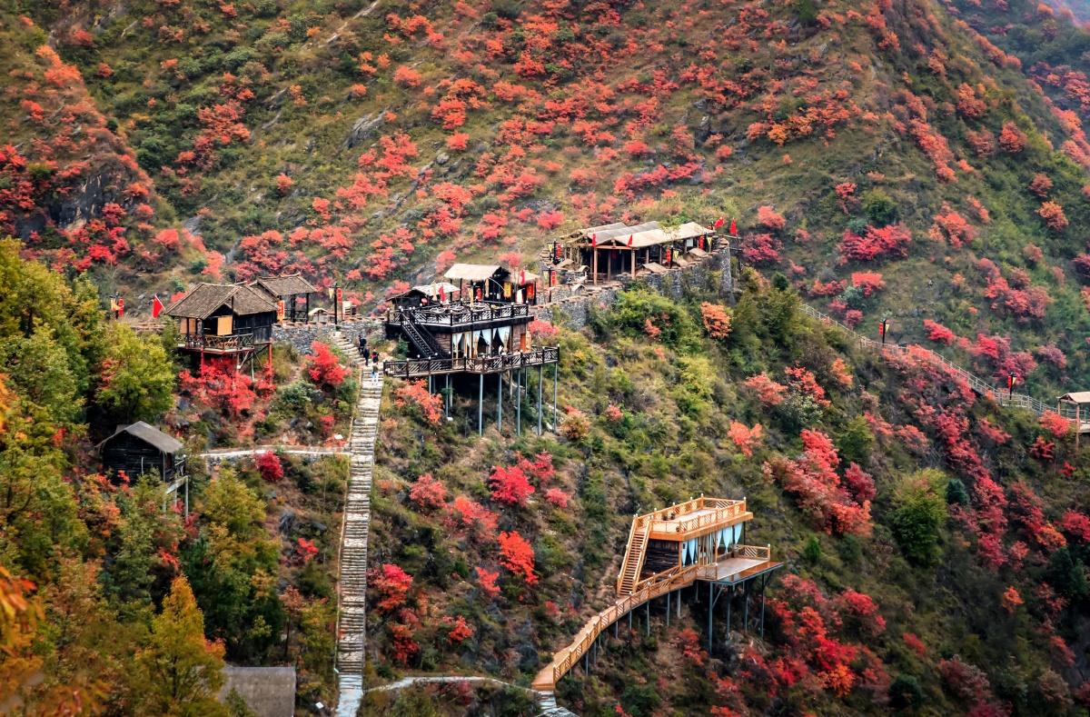 天蓬山寨吊脚楼