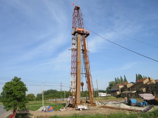 17588