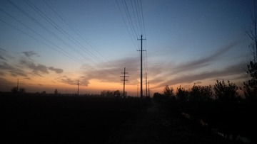 1016945