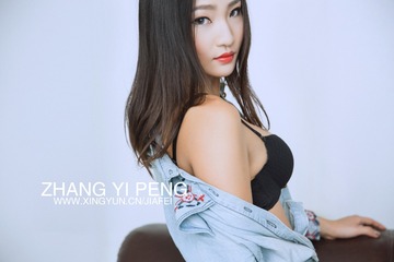 F70A8534