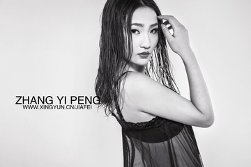 F70A8789