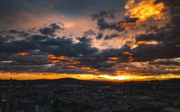 001