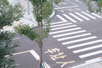 F2A82560-8B06-4F02-975F-61F5B8375E9A/L0/001