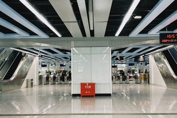001