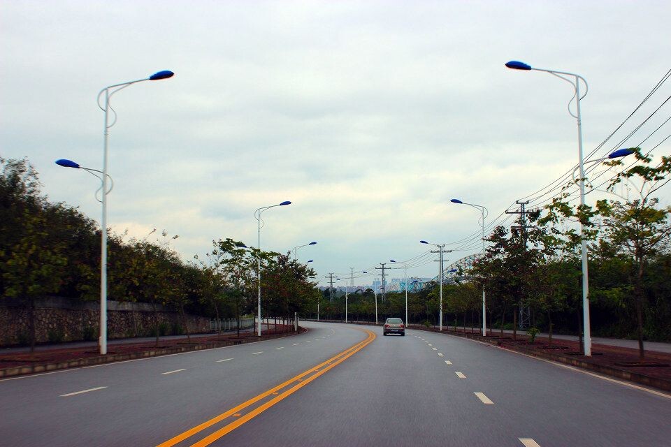 img_0046_<br />
南宁的路……最近都是阴天啊
