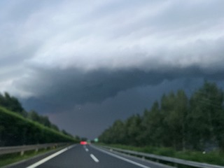 0D5985D6-9A4B-4DFA-AA7F-EBBFE28CA070/L0/001