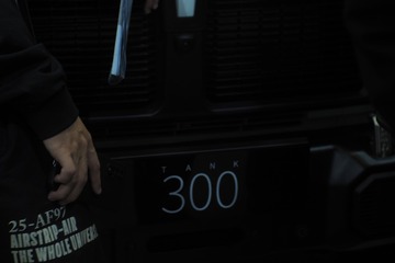 38136