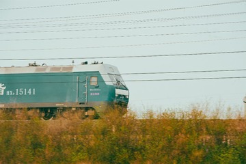 54435
