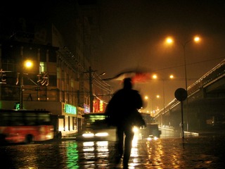 都市夜雨